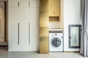 Wealth Mansion Suite River View by Soben