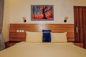 Kashvalley Hotel and Suites