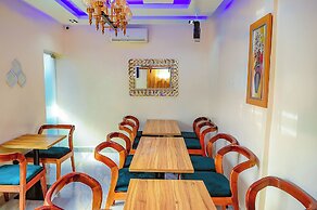 Kashvalley Hotel and Suites