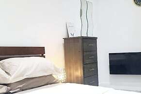 1-bed Suite - Sleeps 3 - Parking - Near Bluewater