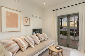 Llandudno Beach Oasis Solmara House