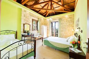 Mountain Oasis - Pool Playground Near Neda Falls