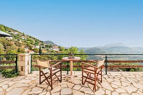 Mountain Oasis - Pool Playground Near Neda Falls