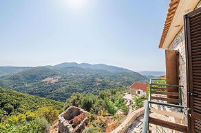 Mountain Oasis - Pool Playground Near Neda Falls
