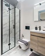 Zografou Bright Getaway - Athens City Escape