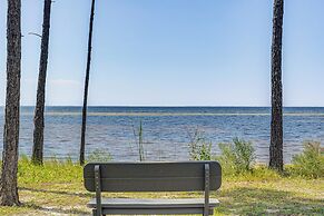 Walk to Bay & Dtwn: Port St Joe Paradise w/ Grill!