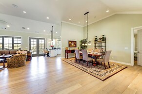 Paso Robles Gem w/ On-site Vineyard: Pets Welcome!