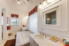 Paso Robles Gem w/ On-site Vineyard: Pets Welcome!