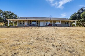 Paso Robles Gem w/ On-site Vineyard: Pets Welcome!