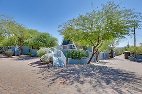A-frame w/ Patio & Mtn Views: Arizona Retreat