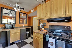 Patio w/ Desert Views: Apache Junction Abode