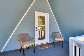 A-frame w/ Patio & Mtn Views: Arizona Retreat