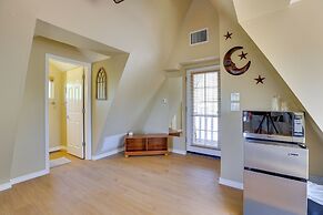 A-frame w/ Patio & Mtn Views: Arizona Retreat