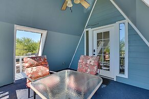 A-frame w/ Patio & Mtn Views: Arizona Retreat