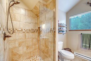 Luxe Florissant Home w/ Pikes Peak Views!