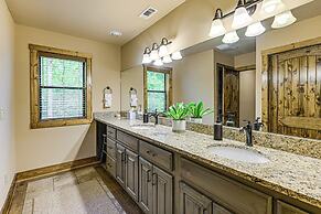 28 Acres: Home w/ Barn & Fire Pit Near Franklin!