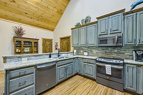 28 Acres: Home w/ Barn & Fire Pit Near Franklin!