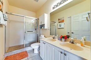 Naples Condo 10 Mi to Beach: Pool & Hot Tub Access