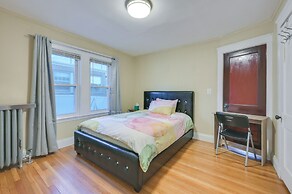 Belmont Home < 3 Mi to Harvard Square!