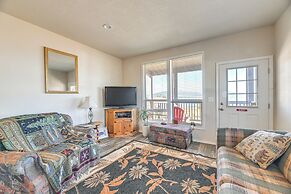 Lakefront Cabin w/ Water & Mtn Views in Chiloquin