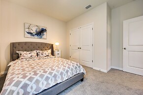 Pet-friendly Home w/ Screened Patio in Newberry!