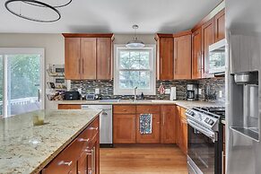 Minimal Modern Home Getaway 4 Bedroom Home