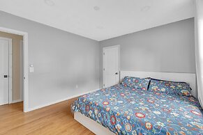 Minimal Modern Home Getaway 4 Bedroom Home