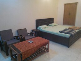 Goroomgo Tourist Guest House Amritsar