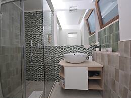 Capri Koral Guest House