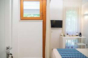 Capri Koral Guest House