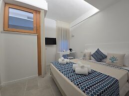 Capri Koral Guest House