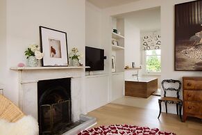 Enchanting Garden Getaway