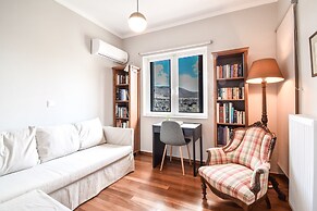 Alimos Luxury 3 Bd Apt w Stunning Views