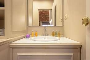 Ognissanti Suites in Florence