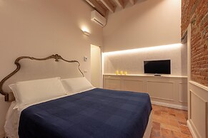 Ognissanti Suites in Florence