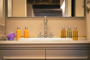 Ognissanti Suites in Florence