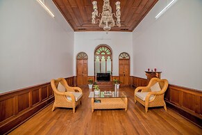 Savithri  Bungalow By XploreIndo