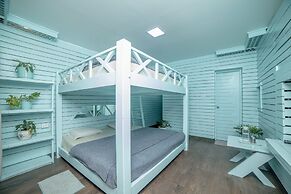 Savithri  Bungalow By XploreIndo