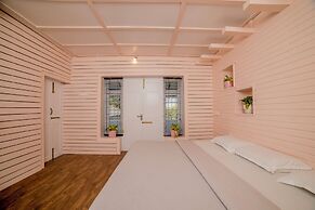 Savithri  Bungalow By XploreIndo