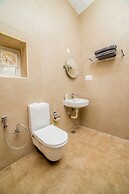 Savithri  Bungalow By XploreIndo