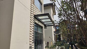 Longquan Royal Villa