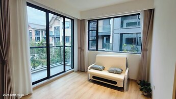 Longquan Royal Villa