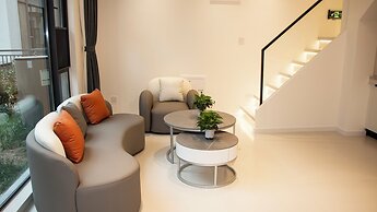 Longquan Royal Villa