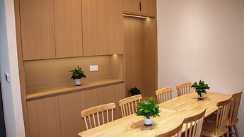 Longquan Royal Villa