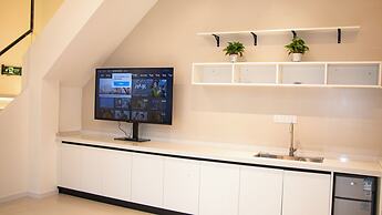 Longquan Royal Villa