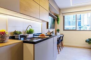 Estudio Pinheiros com piscina e academia