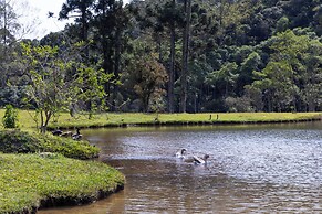 Sitio Natureza piscina e churrasqueira