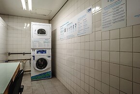 Estudio com AC e vaga