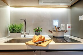 Estudio com AC e vaga