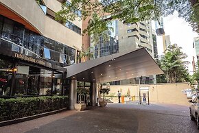 Estudio com AC e vaga